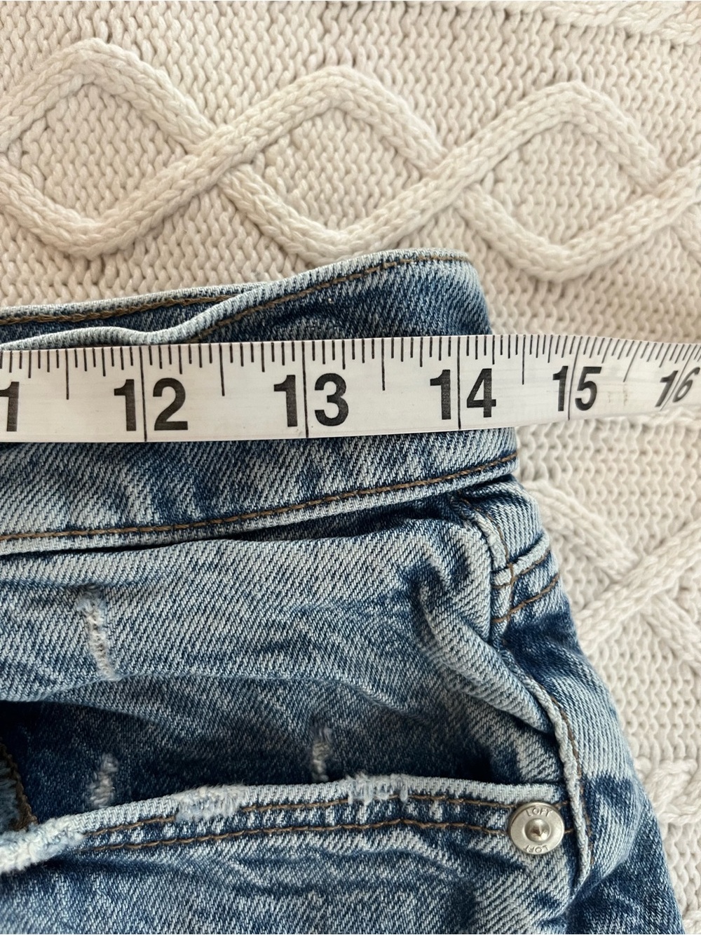 Loft Light Blue Cotton Women’s Denim Jean Shorts Size 4 or 27 Waist - Picture 12 of 15
